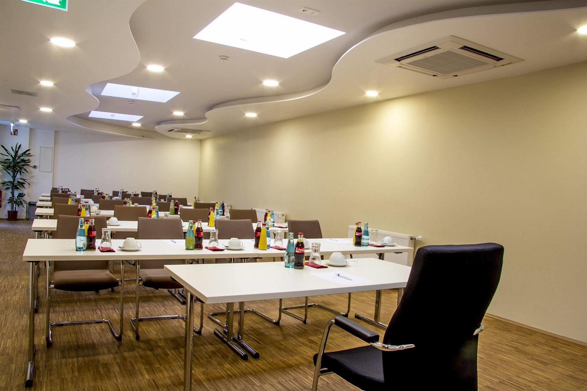 Goethe Business Hotel By Trip Inn Frankfurt am Main Dış mekan fotoğraf